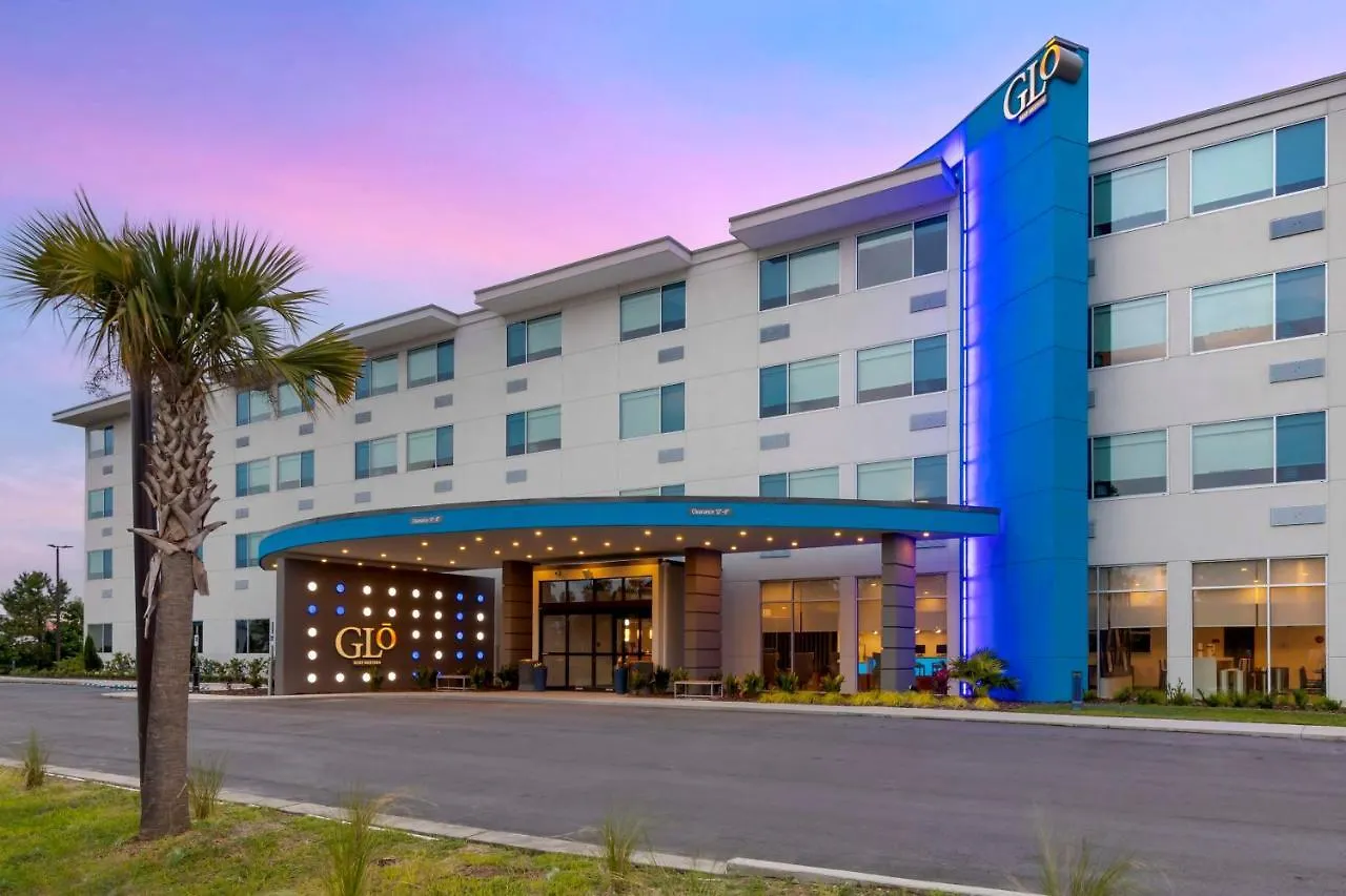 Glo Western Pooler - Airport Hotel