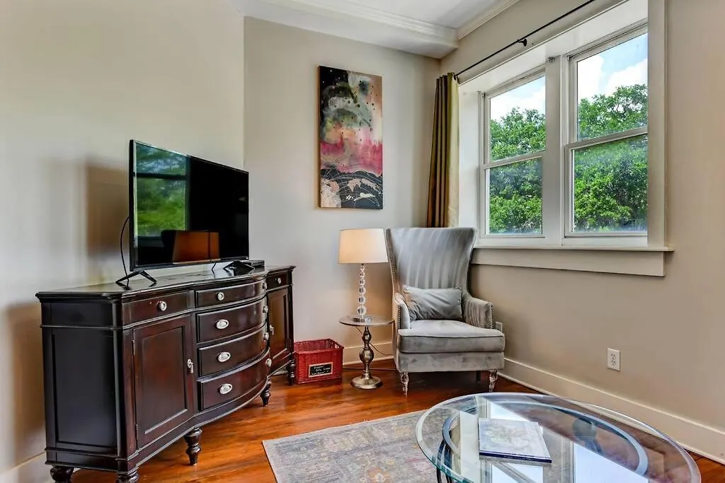 Appartement Loft Steps From Hall And River Streets *