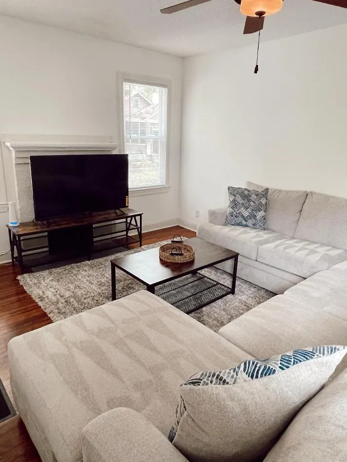 Holiday home Southern Charm At Its Near South Historic District