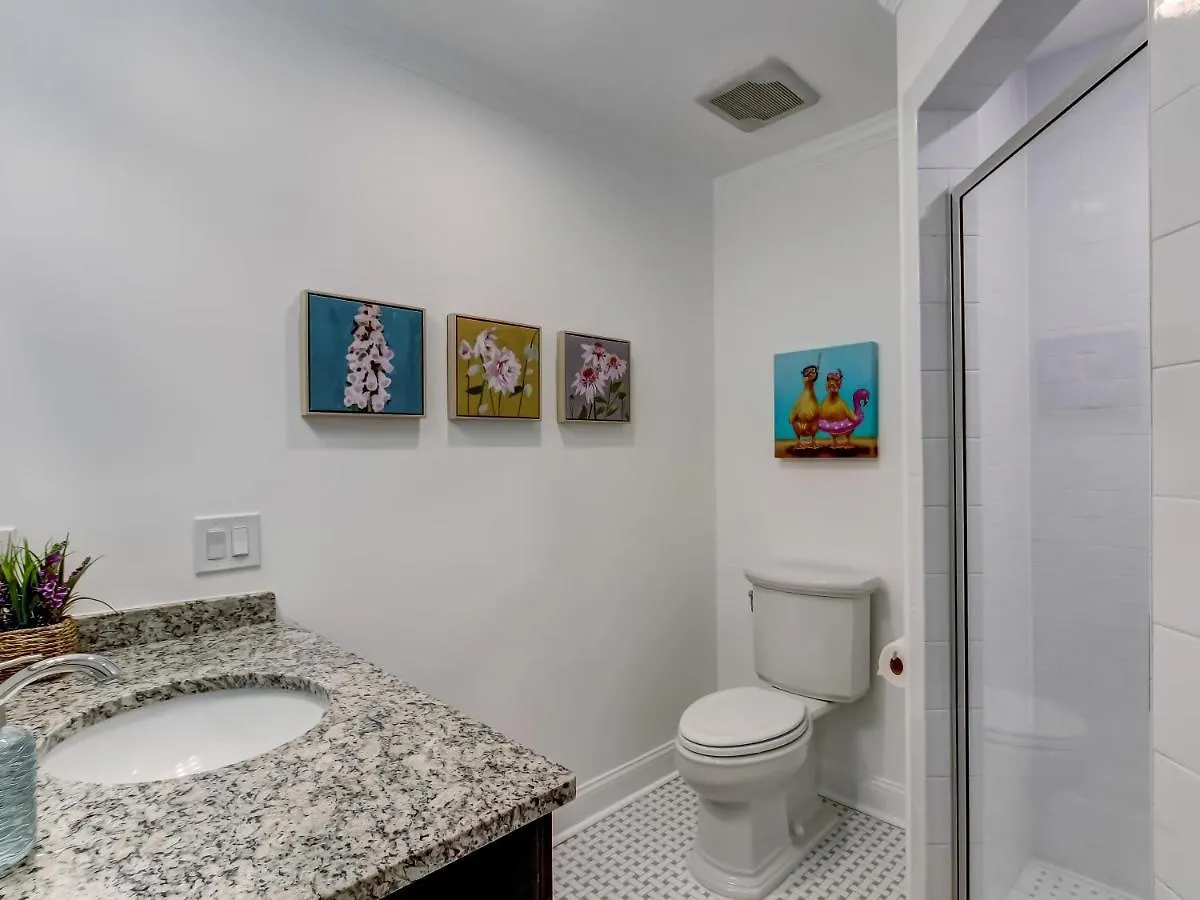 Crawford Coastal Apartment Savannah