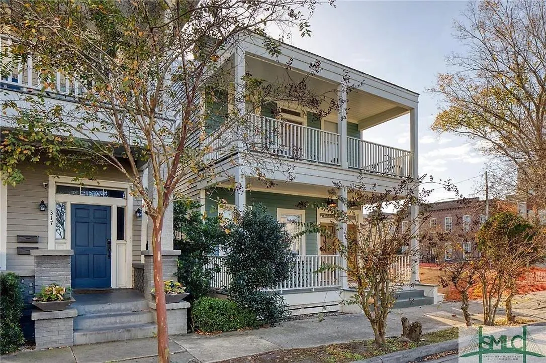 アパート New! Stylish 1900s Renovated Duplex Building Near Forsyth & River St サバンナ