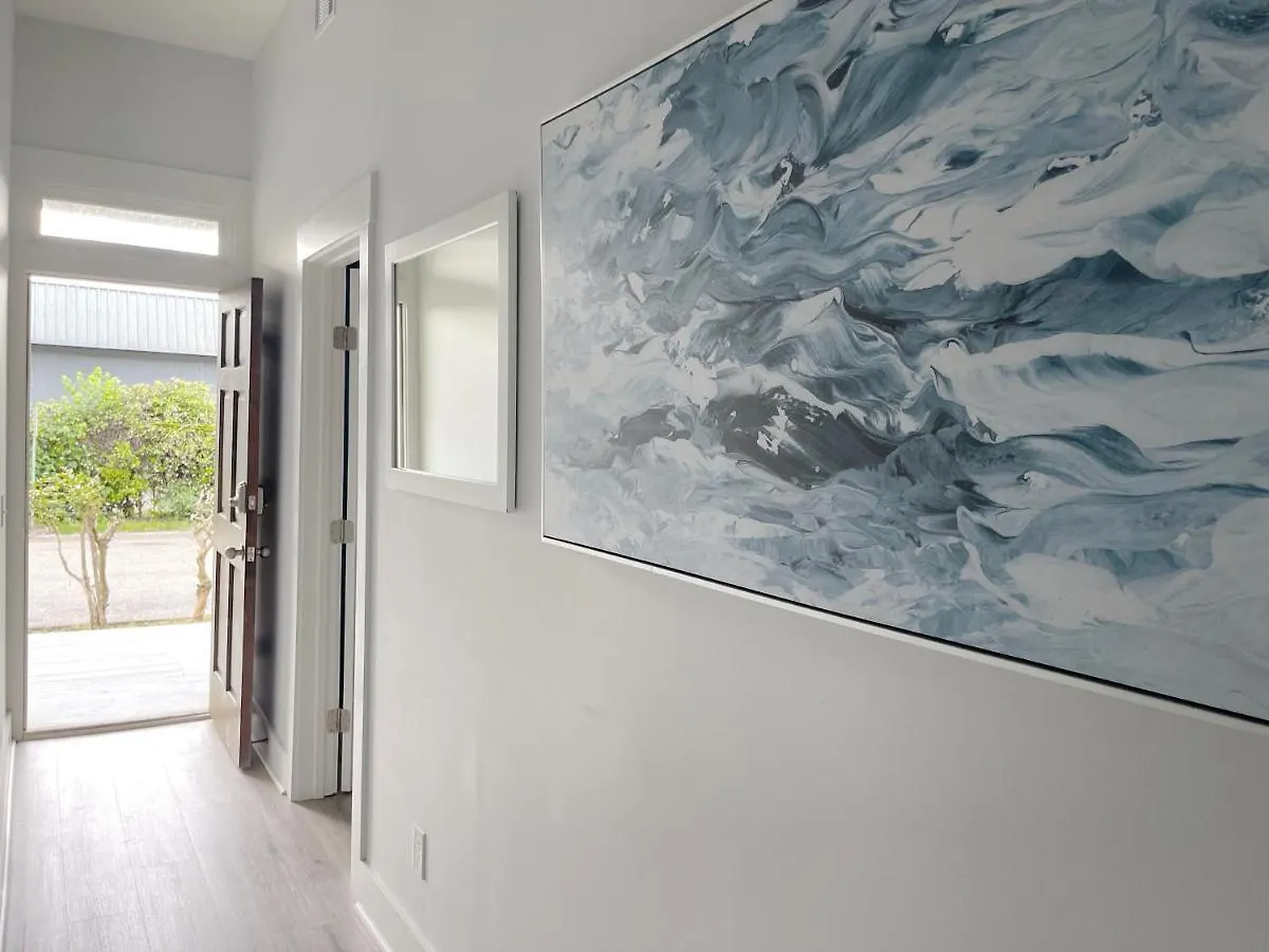 アパート New! Stylish 1900s Renovated Duplex Building Near Forsyth & River St