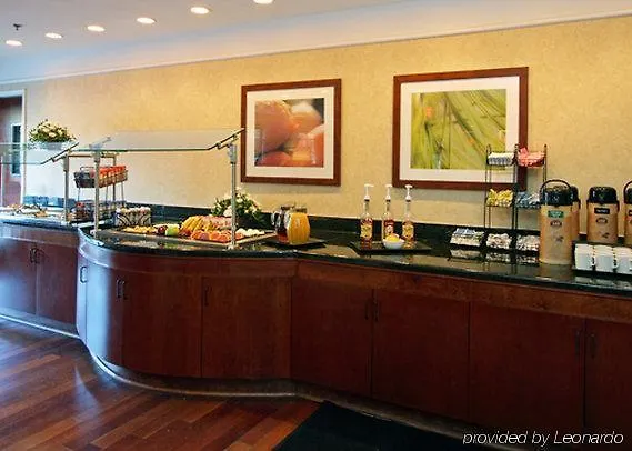 Spark By Hilton Airport Szálloda 2*