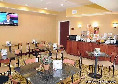 司丽普普乐套房酒店
