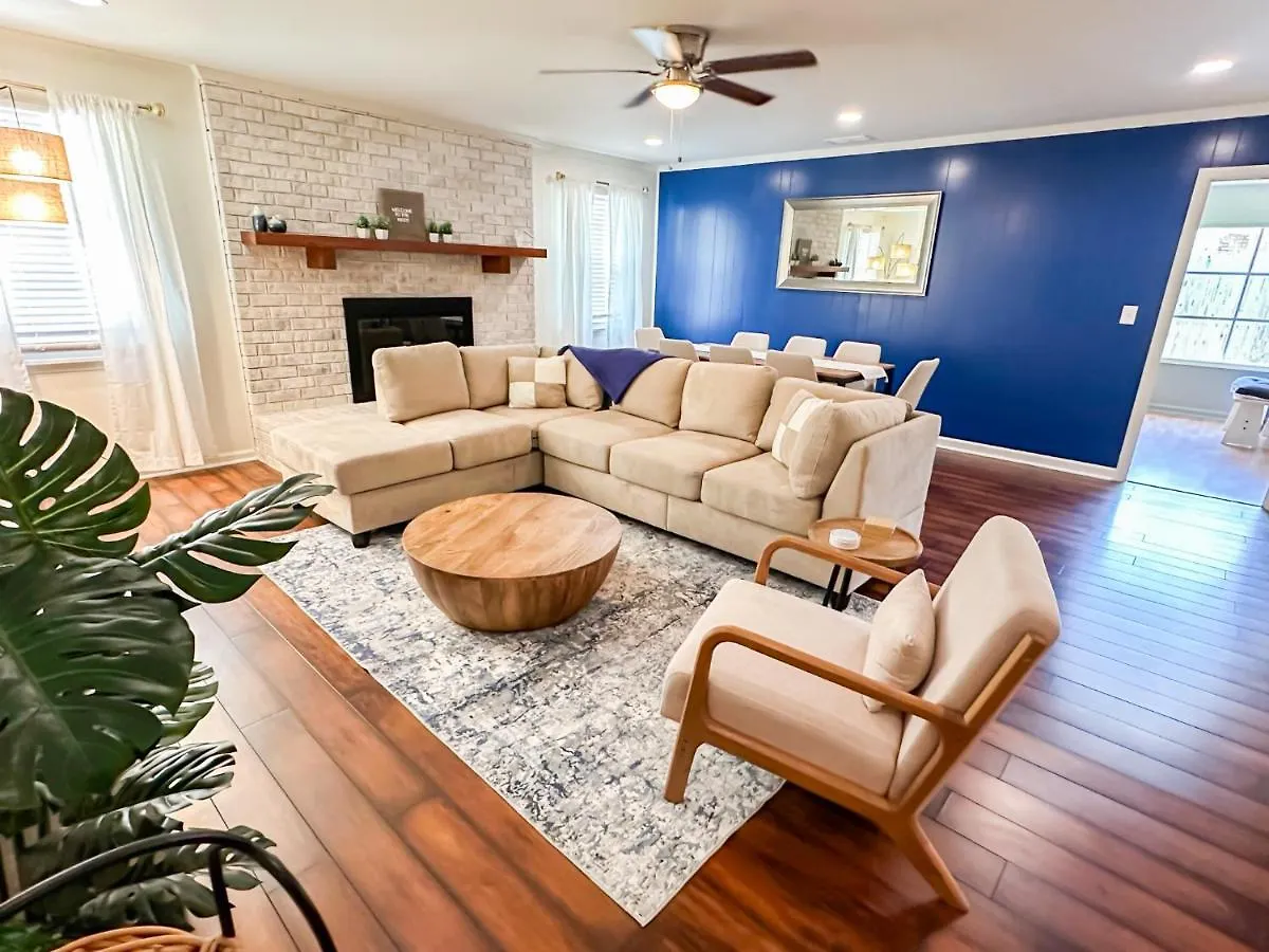 Holiday home Cozy Oasis 15min To Dt & Tybee, Away From - The Nest