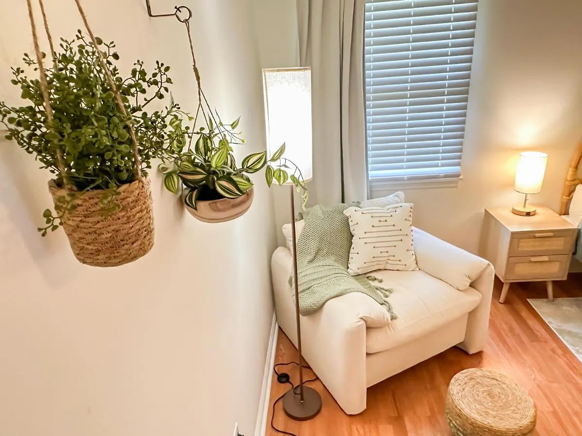 Cozy Oasis 15min To Dt & Tybee, Away From - The Nest * Savannah