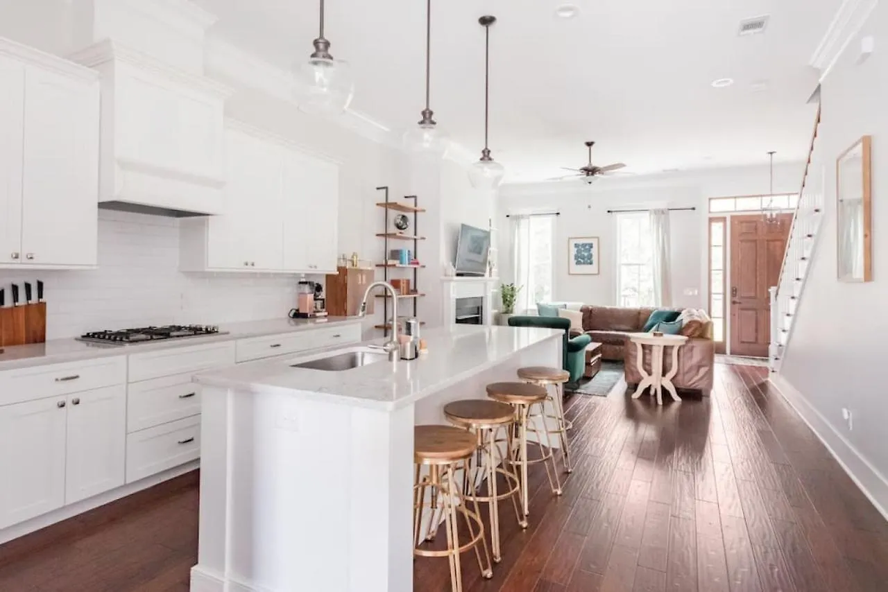بيت للعطل Radiant Estate In *