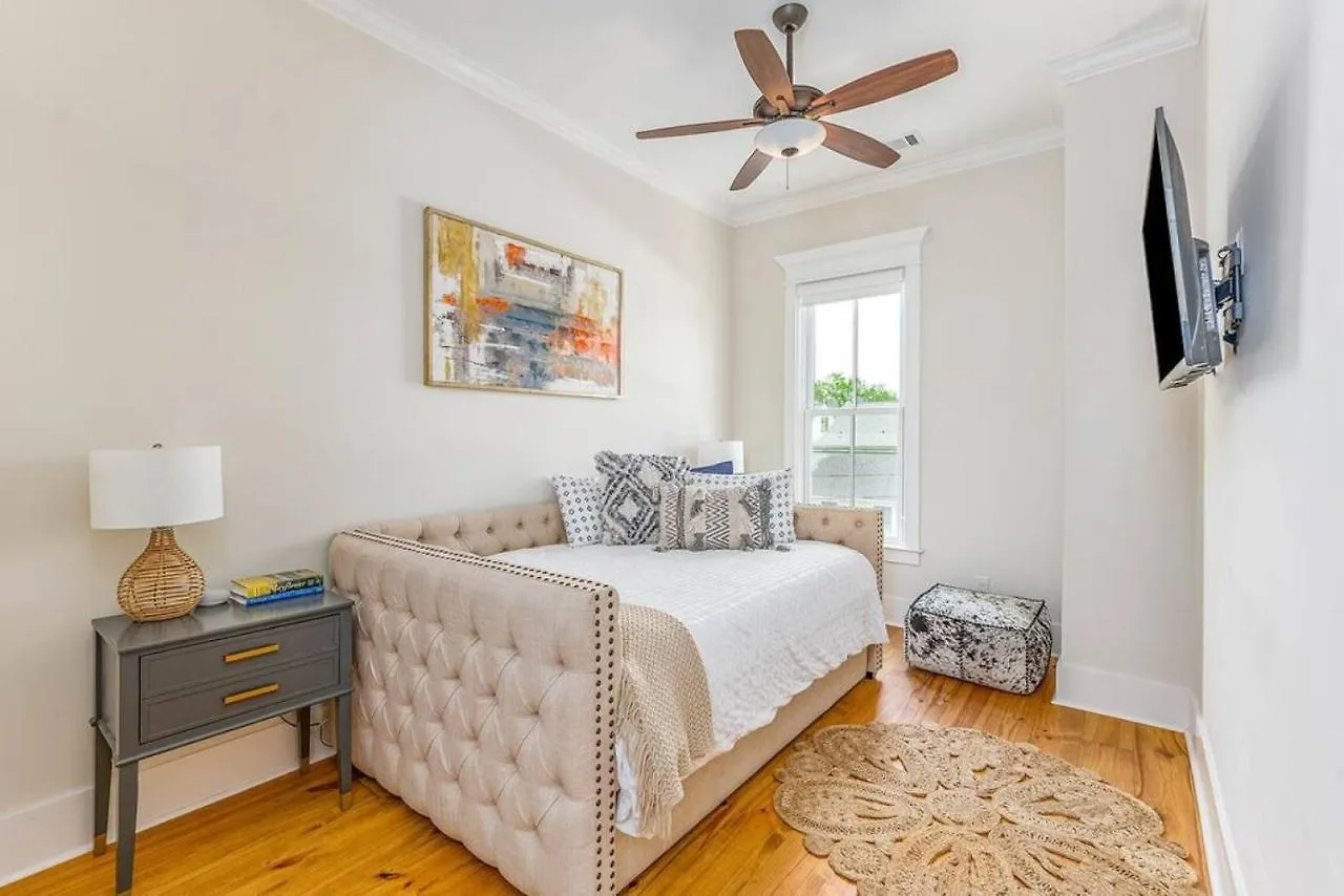 3 Bedroom Magnolia House Savannah