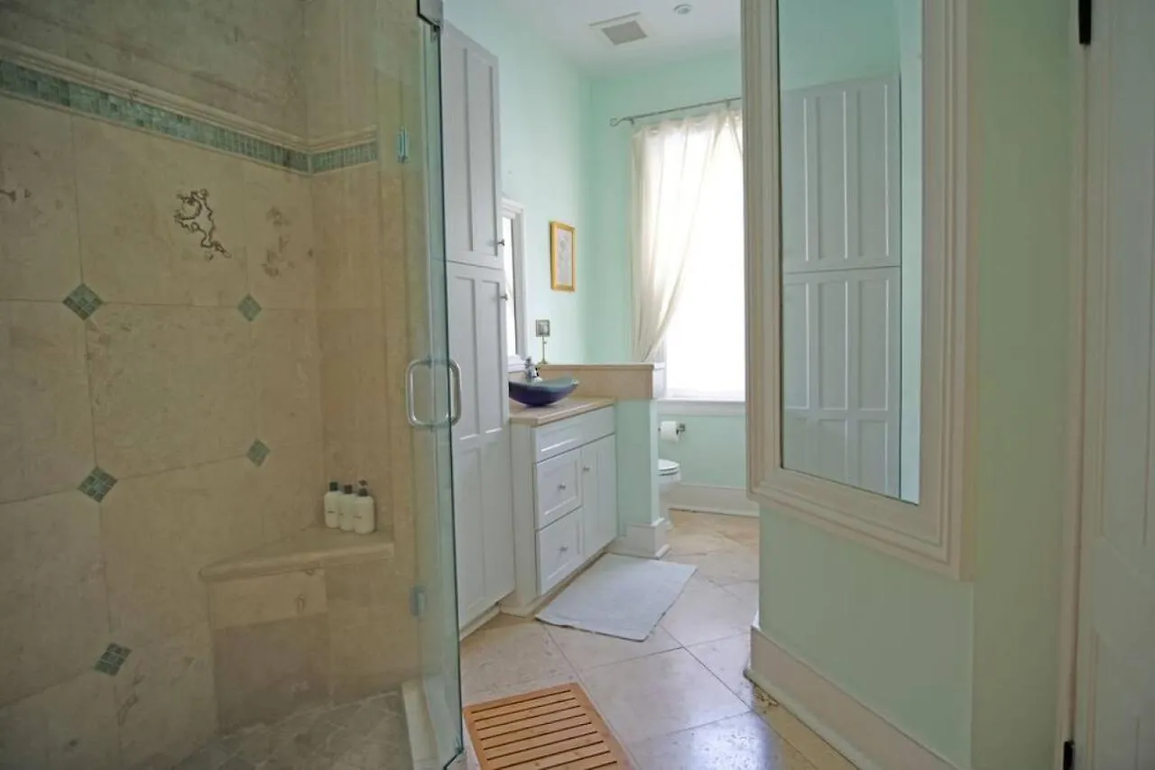 8br Historic Hamilton House 度假居