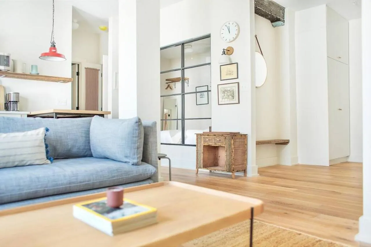 Roomy Hip 2br In 펜션 *