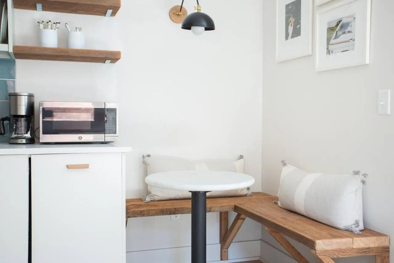Downtown Loft Near Everything Σαβάνα