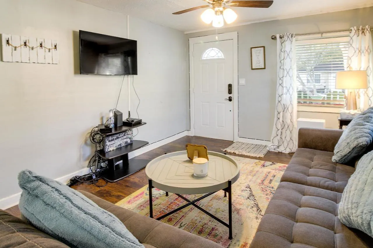 With Yard About 3 Mi To Downtown! Feriehus Savannah