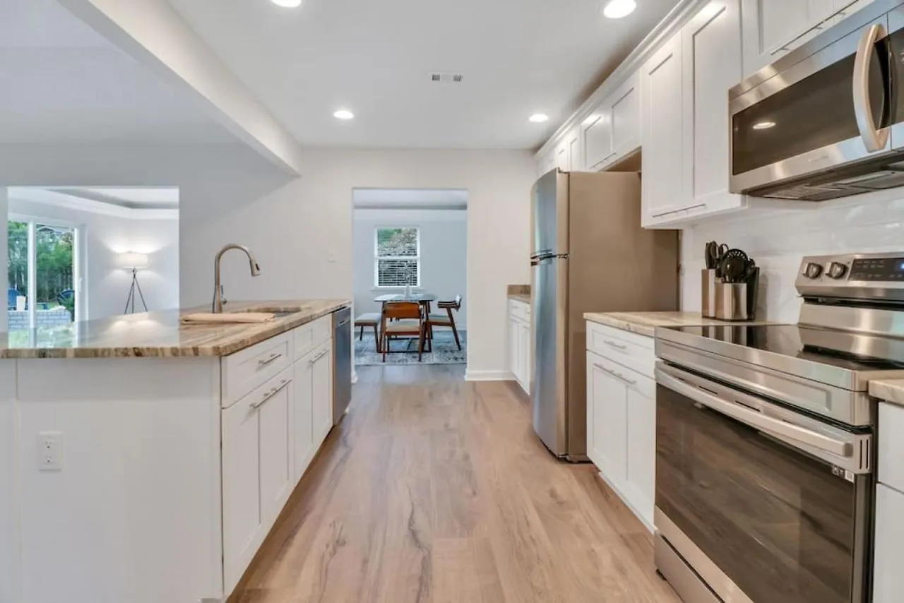 Hidden Gem In Pooler Holiday home