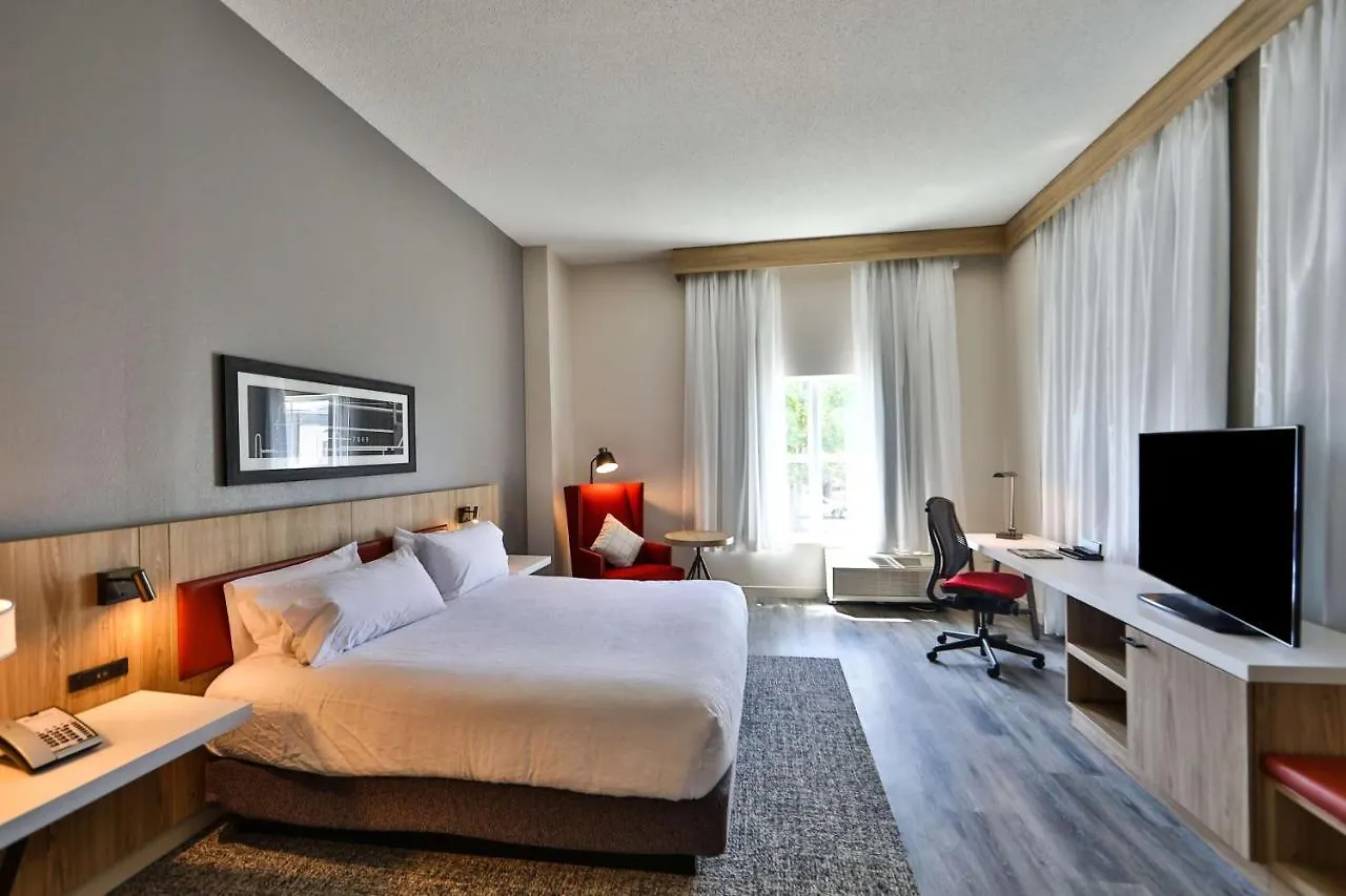 Отель Hilton Garden Historic District Саванна