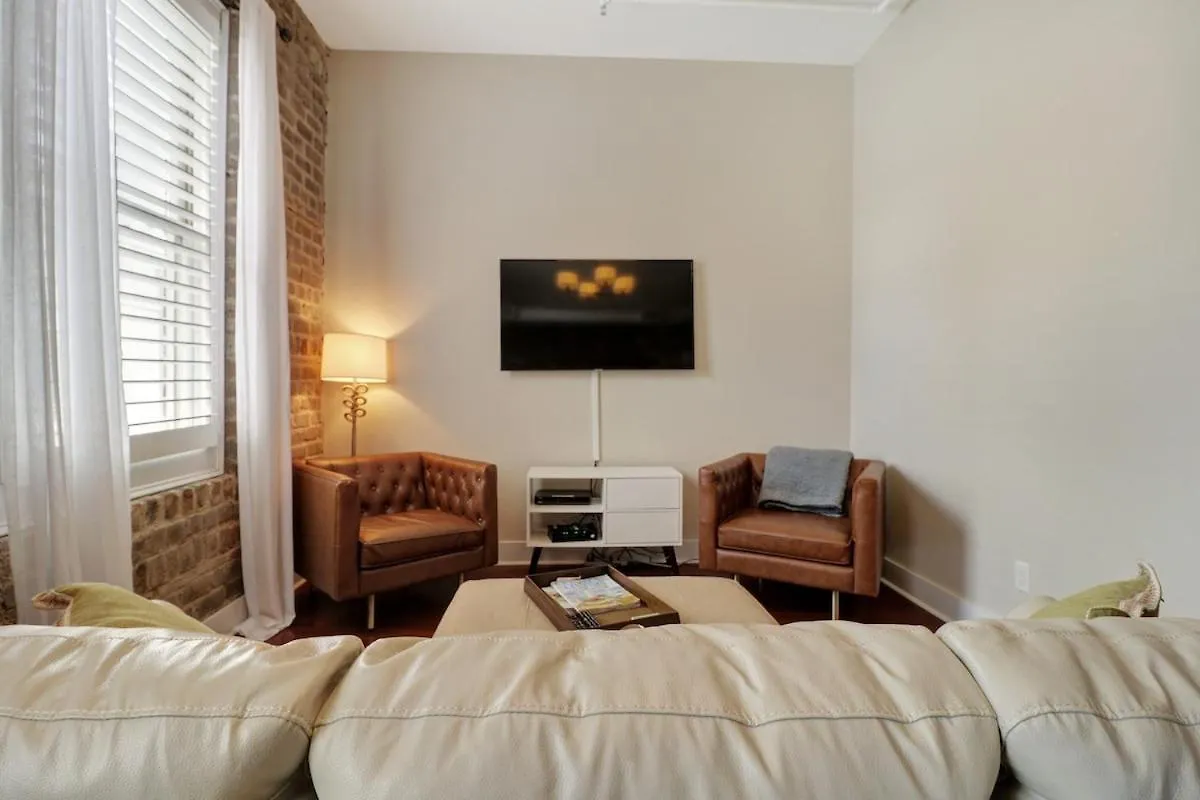 公寓 Downtown Loft- Steps Away From Plant Riverside! *