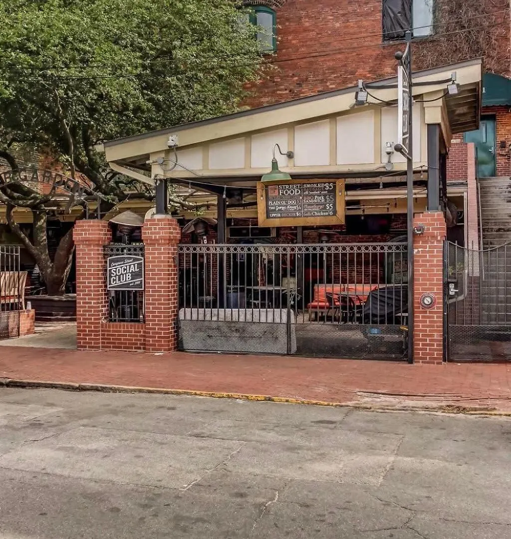 West End Loft - Downtown 5 Min Walk To River St