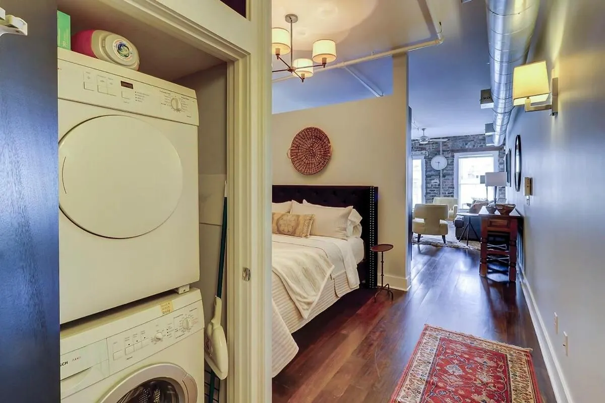 Old Towne Loft On Broughton -steps To Market 公寓 *