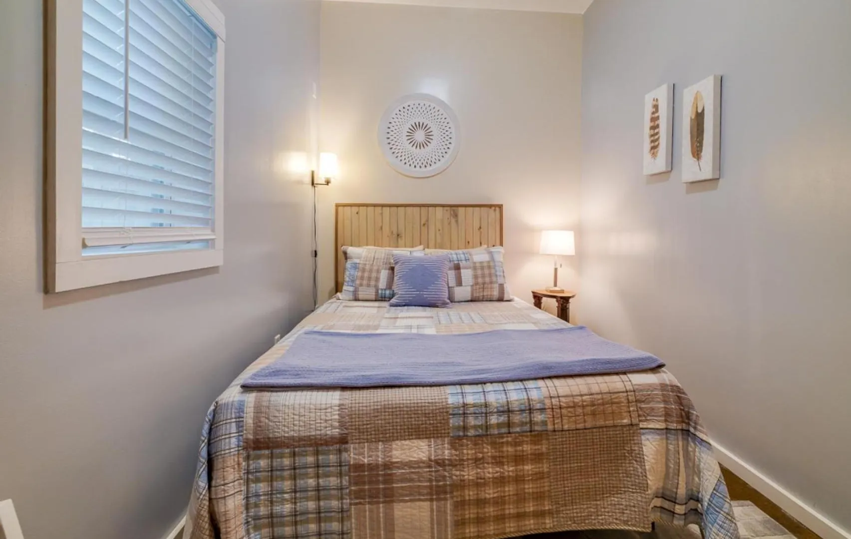☆historic Living•2 Separate Spaces•downtown•walk To Forsyth Park•private Patio/porch☆ Feriehus