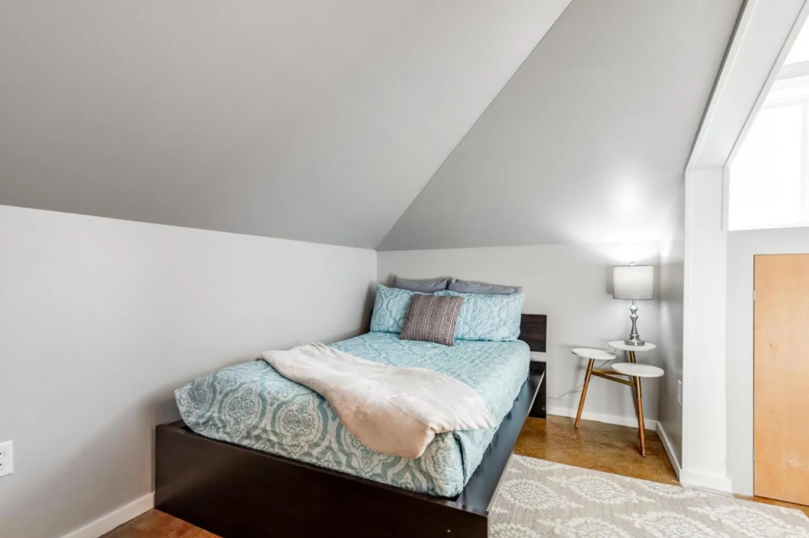 ☆historic Living•2 Separate Spaces•downtown•walk To Forsyth Park•private Patio/porch☆ * Savannah