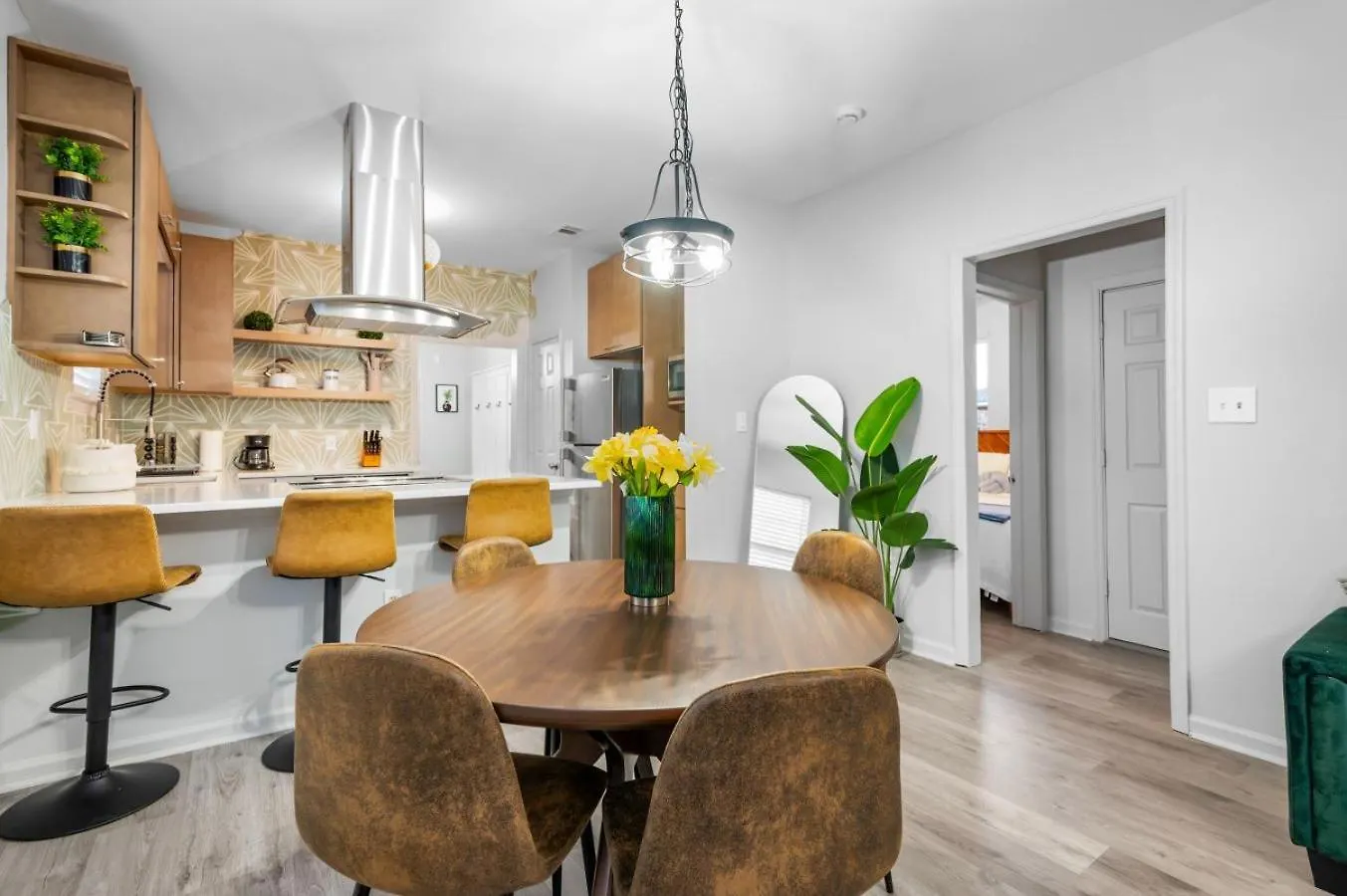 Nyaraló Private Patio - 5 Mins To Forsyth & Dt - Sleeps 10