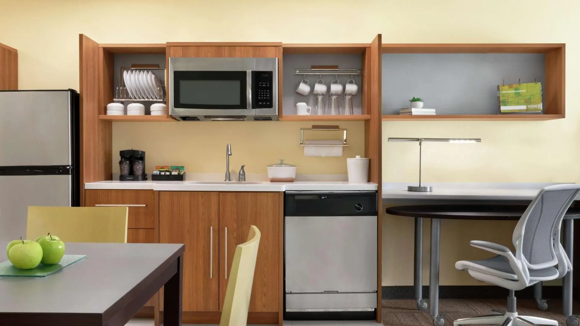 Home2 By Hilton Savannah Airport Отель 3*