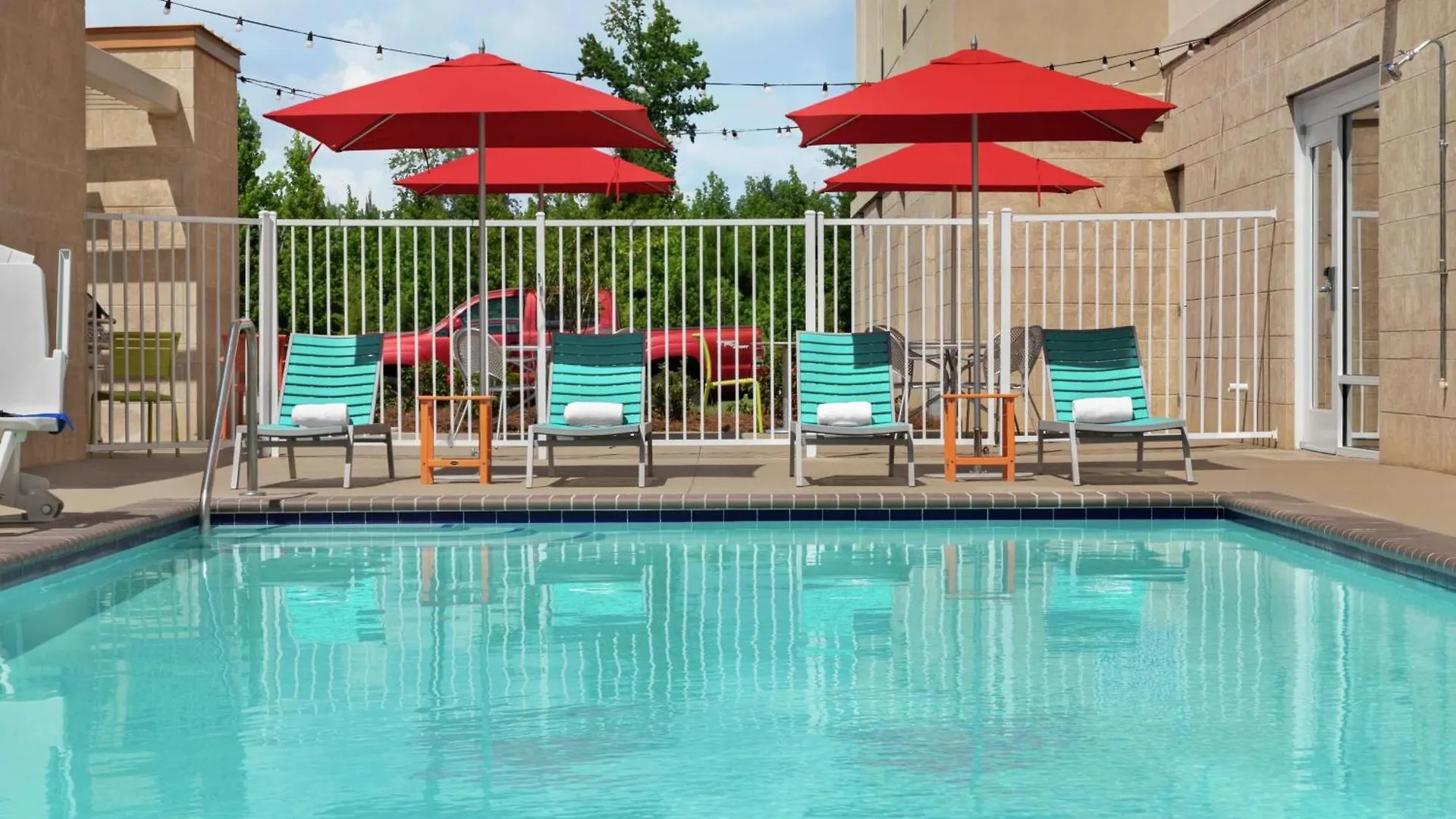 Home2 By Hilton Savannah Airport Пулер
