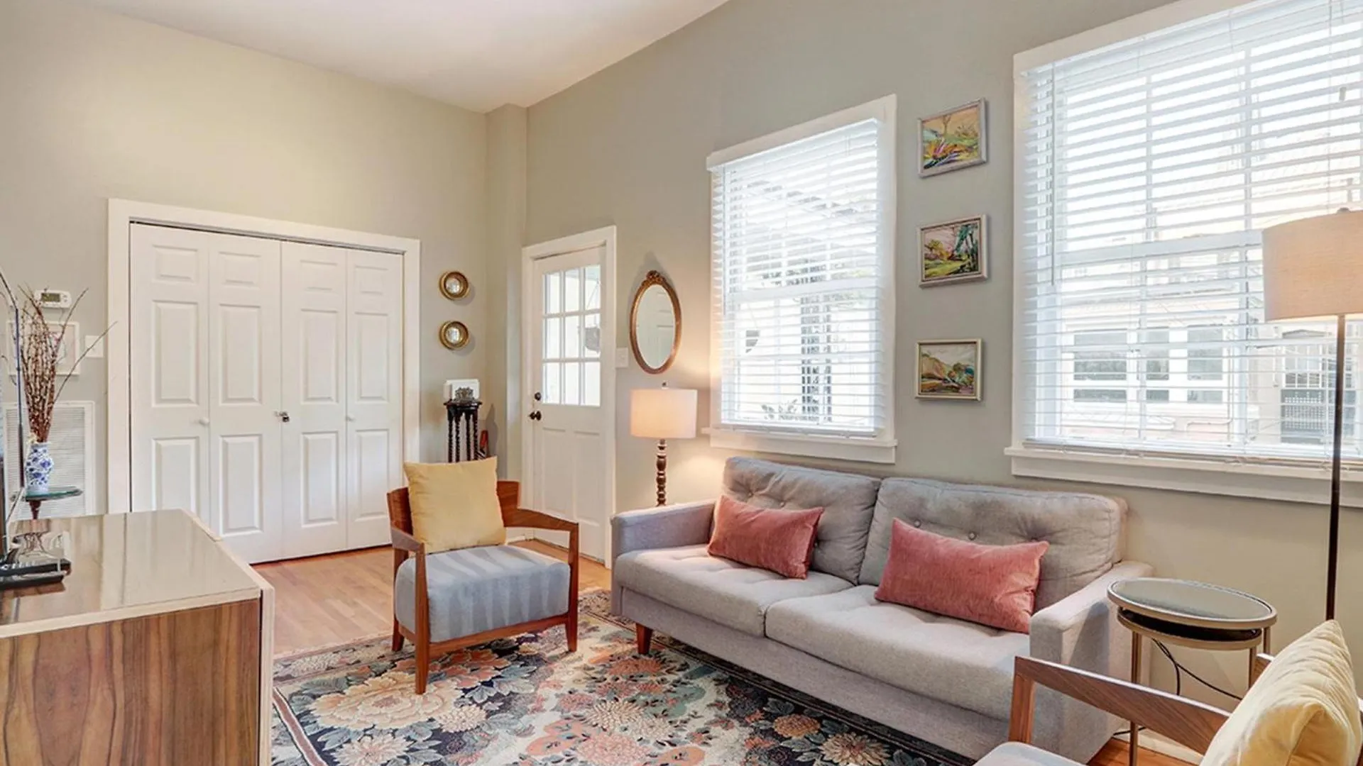 Hideaway On Jones Apartment