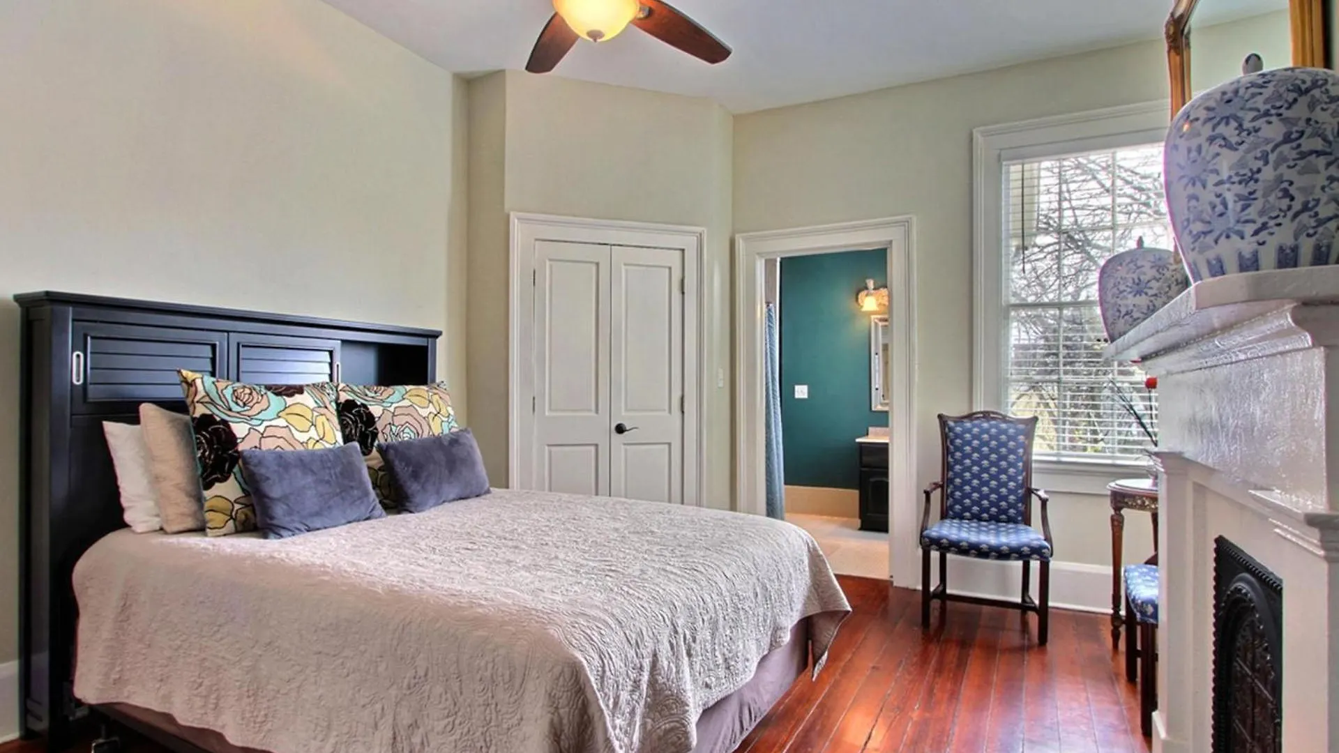 펜션 Forsyth Park West Main House *