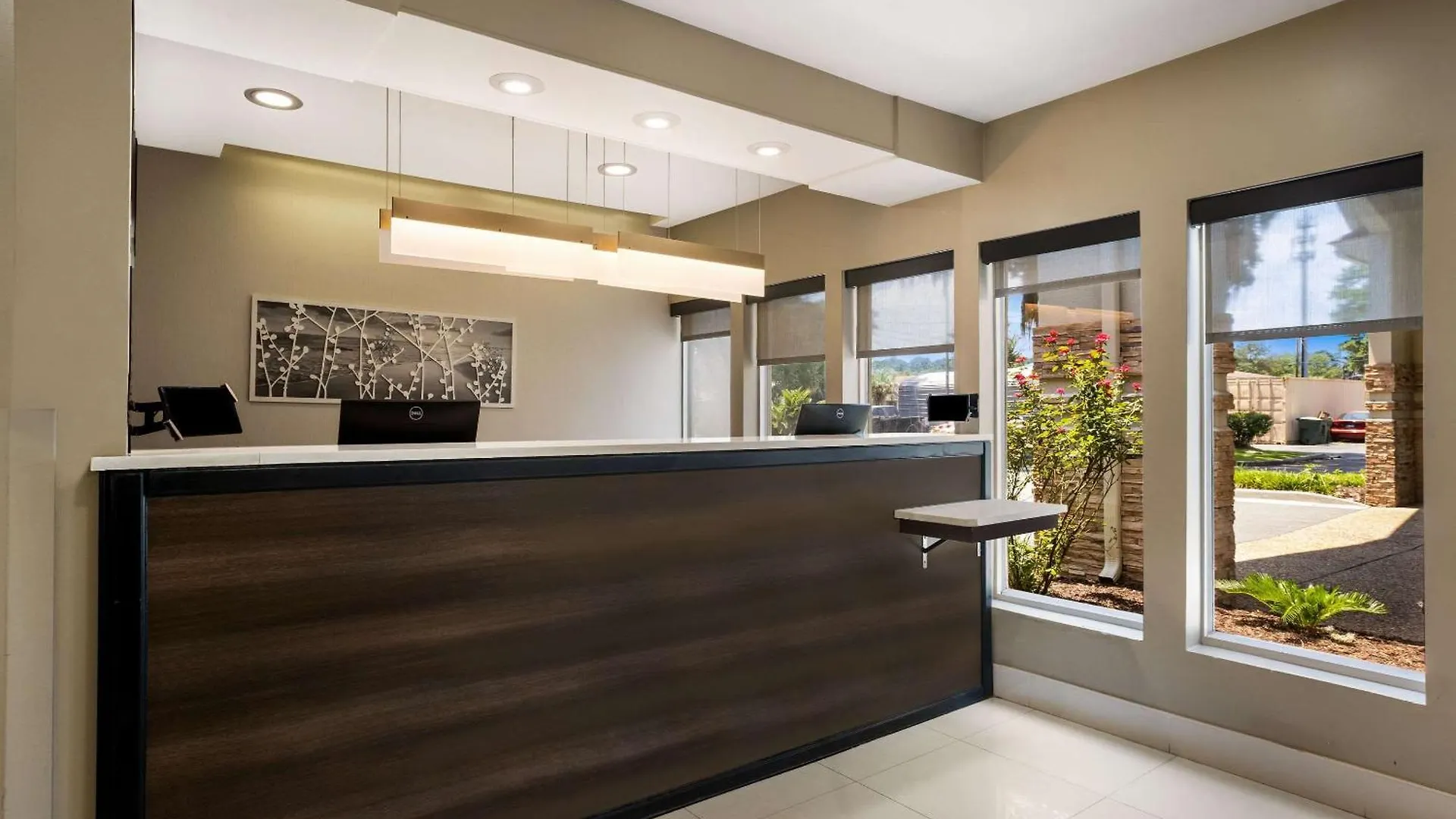 Mainstay Midtown Hotel 2*