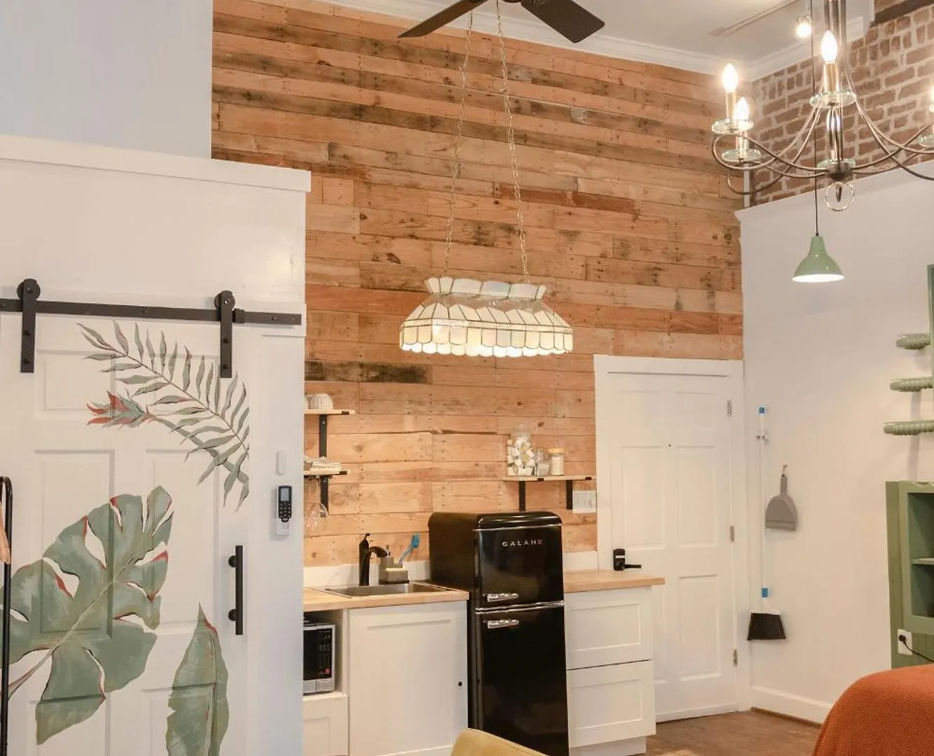 펜션 Historic Garden Studio, Steps From Pulaski Square
