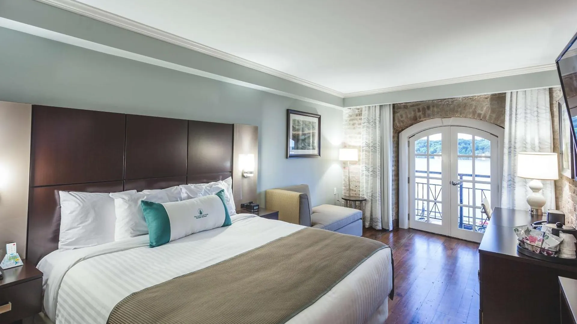 The Cotton Sail - Tapestry Collection By Hilton Savannah
