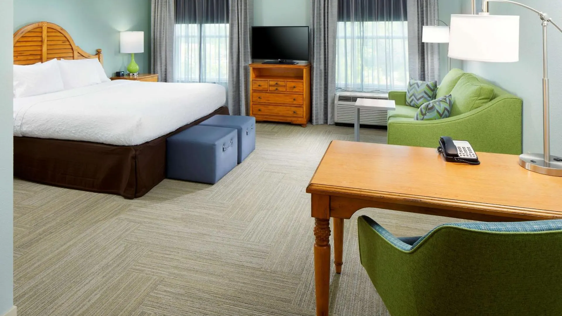 Hampton & Savannah/midtown Hotel 3*