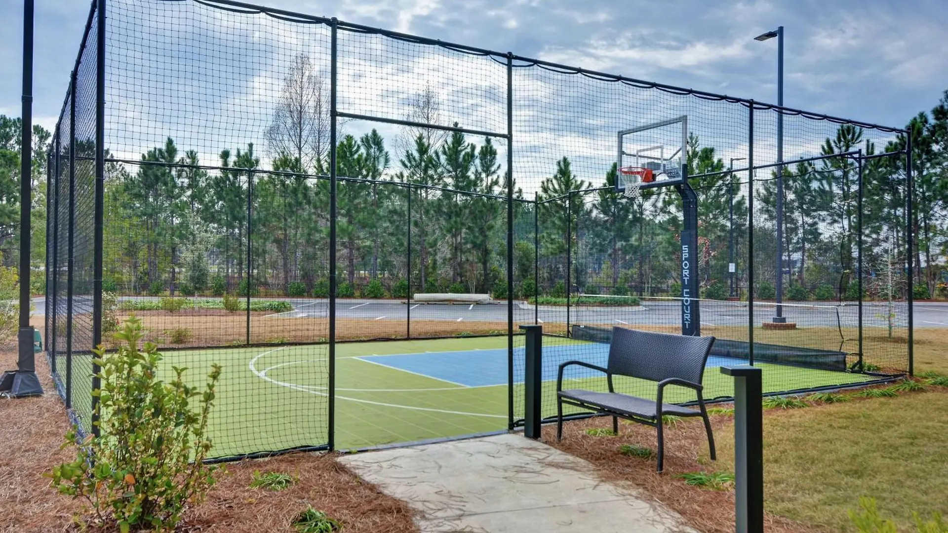 Ξενοδοχείο Homewood By Hilton Airport 3*