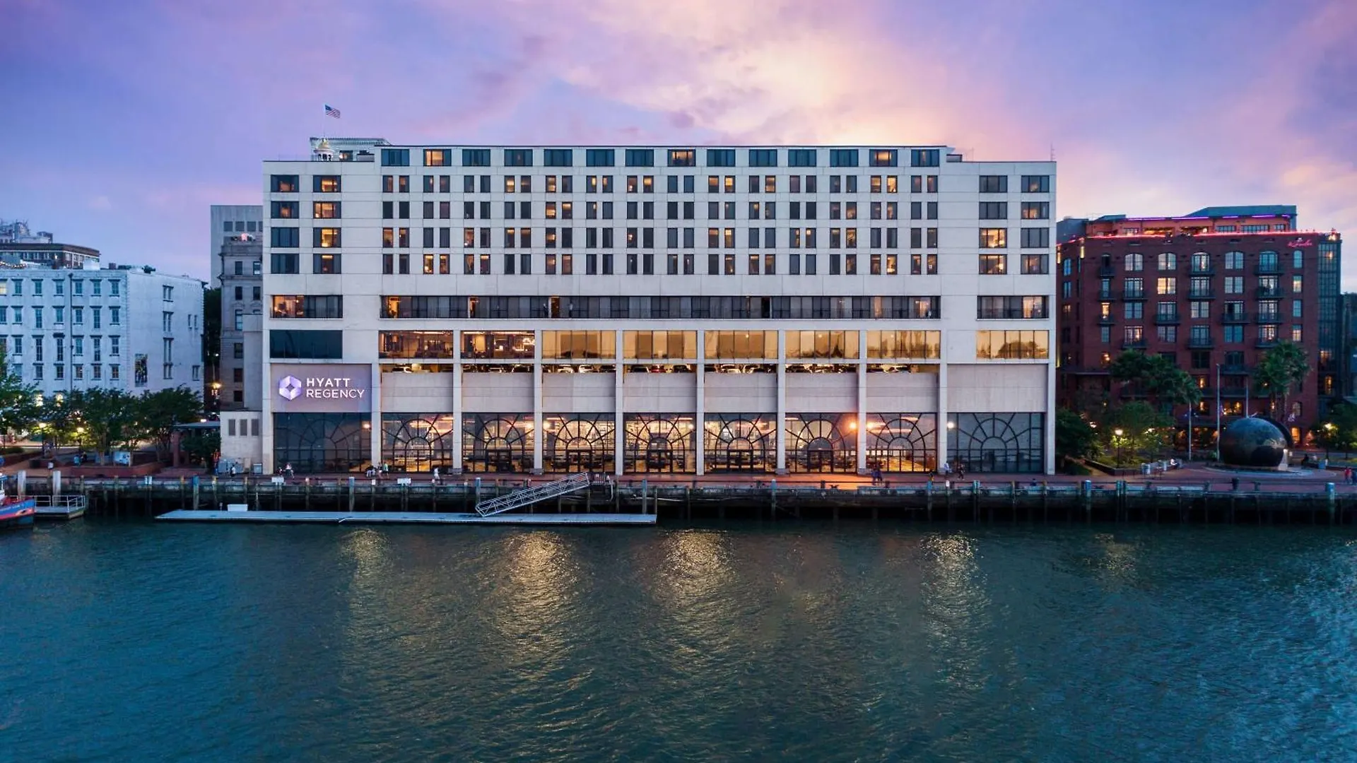Hyatt Regency 4*
