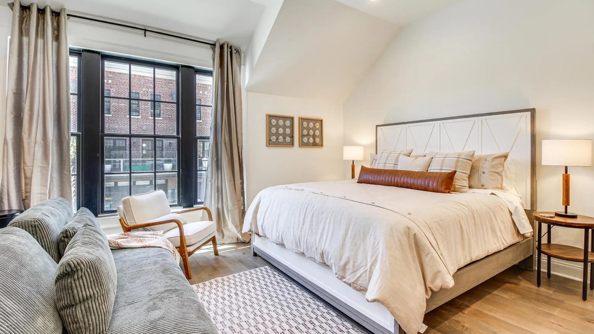 Apartment Lovely 1 Mi To Historic District! *