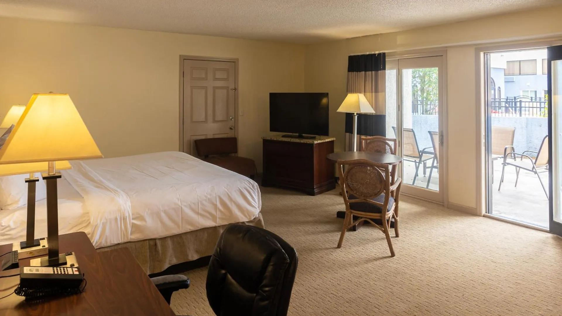 Cottonwood Savannah & Conference Center Hotel 3*
