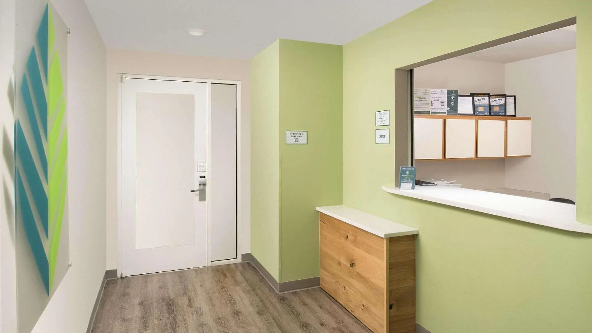Hotel Woodspring Savannah Garden Garden City