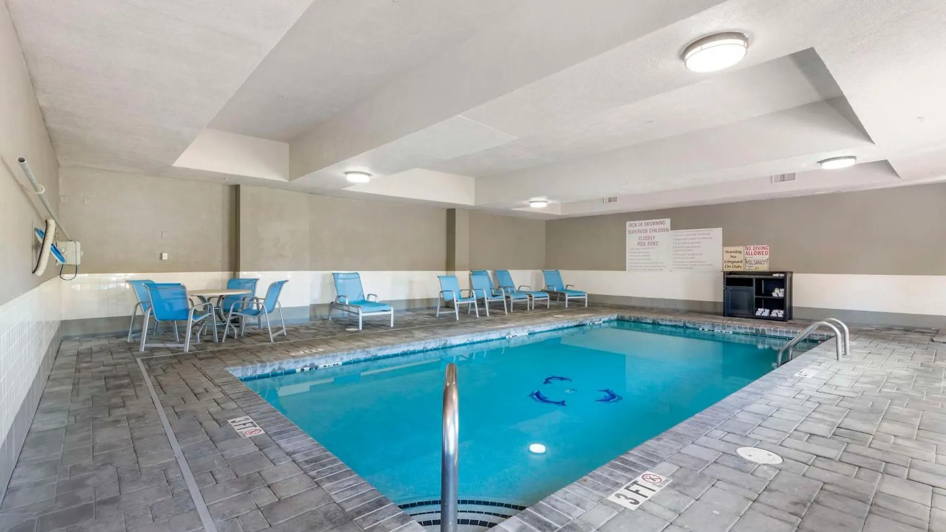Western Savannah Airport Inn&suites Pooler