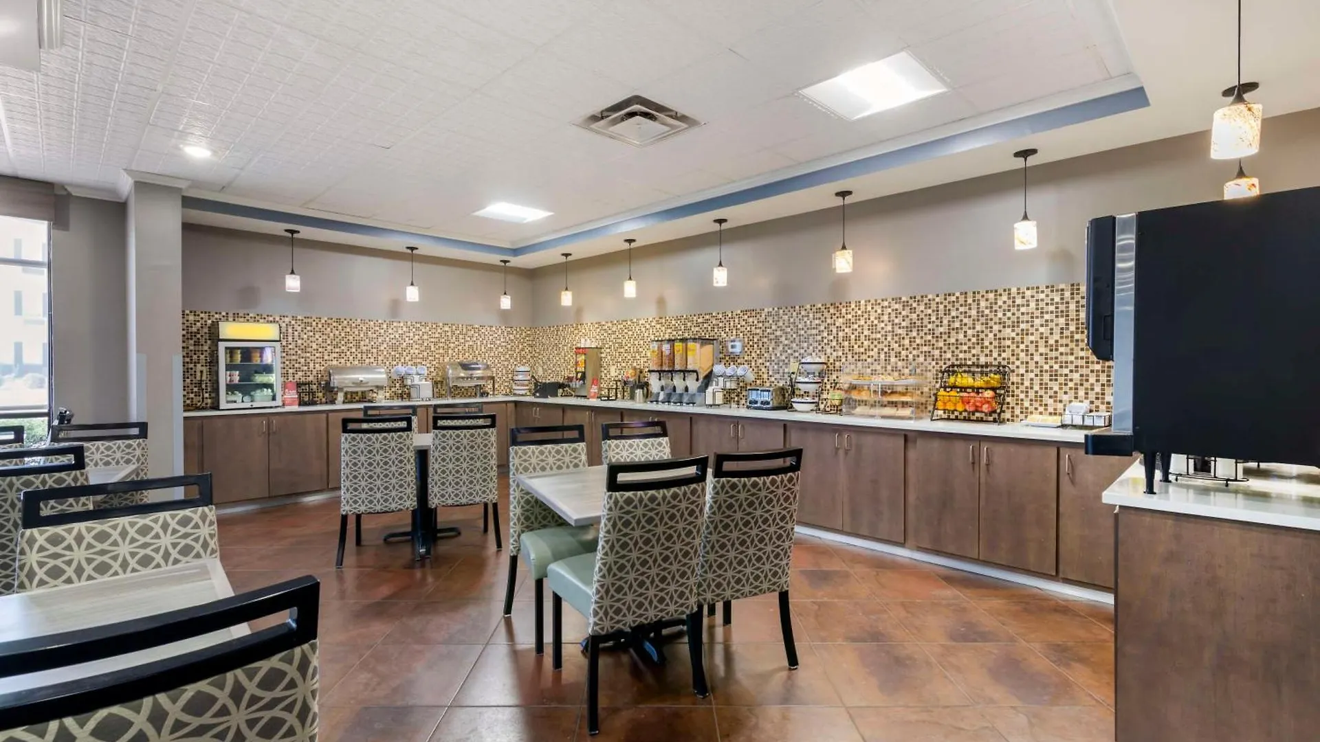 Hotel Western Savannah Airport Inn&suites