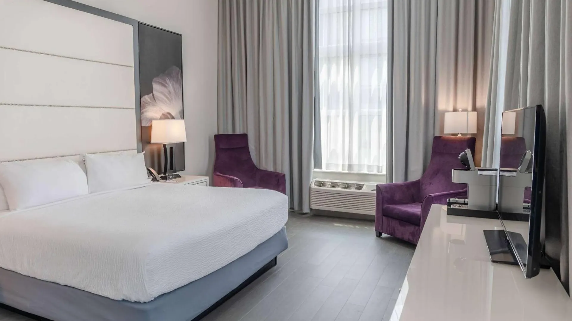 Hotel Tryp By Wyndham