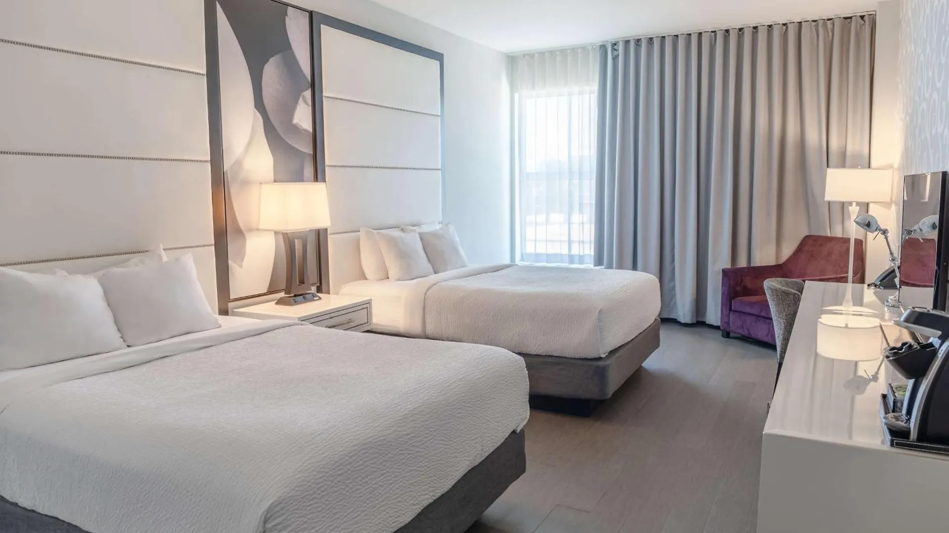 Tryp By Wyndham Savannah