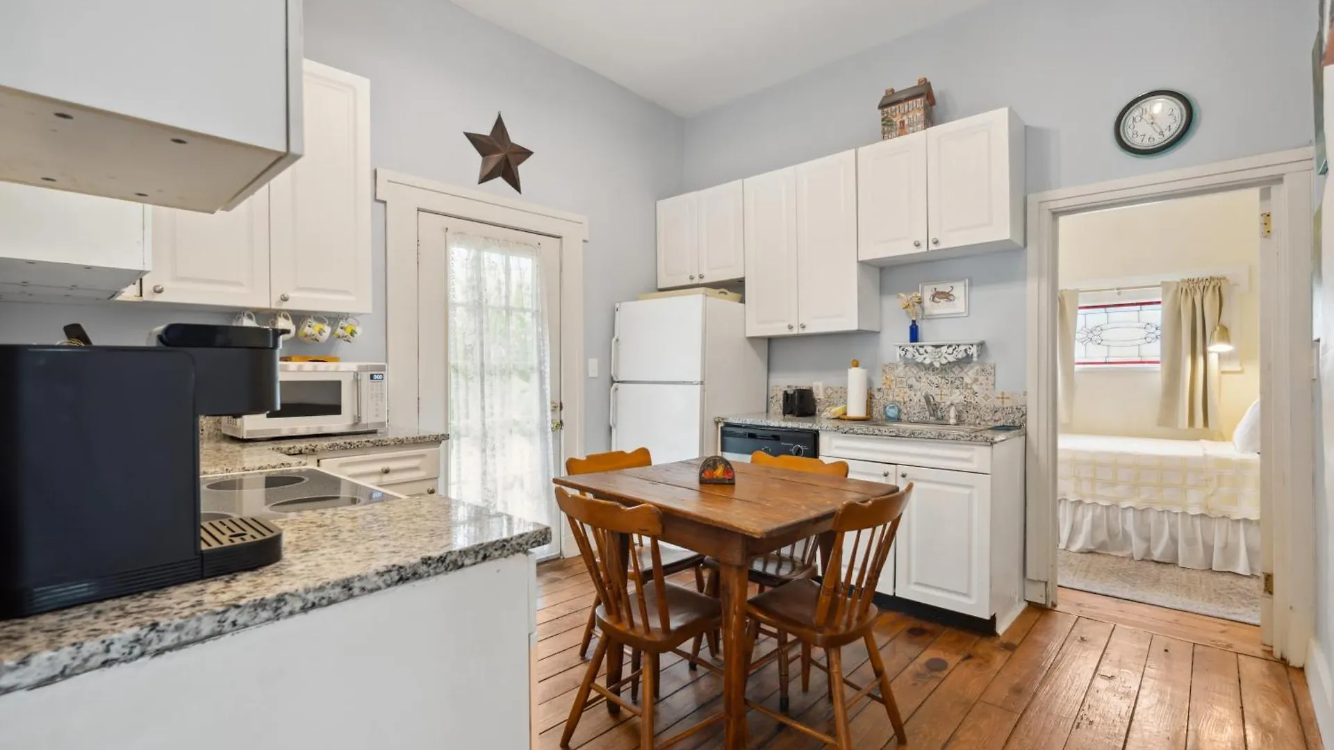 Apartament Gallery Art Off St Parking Near Forsyth Park *
