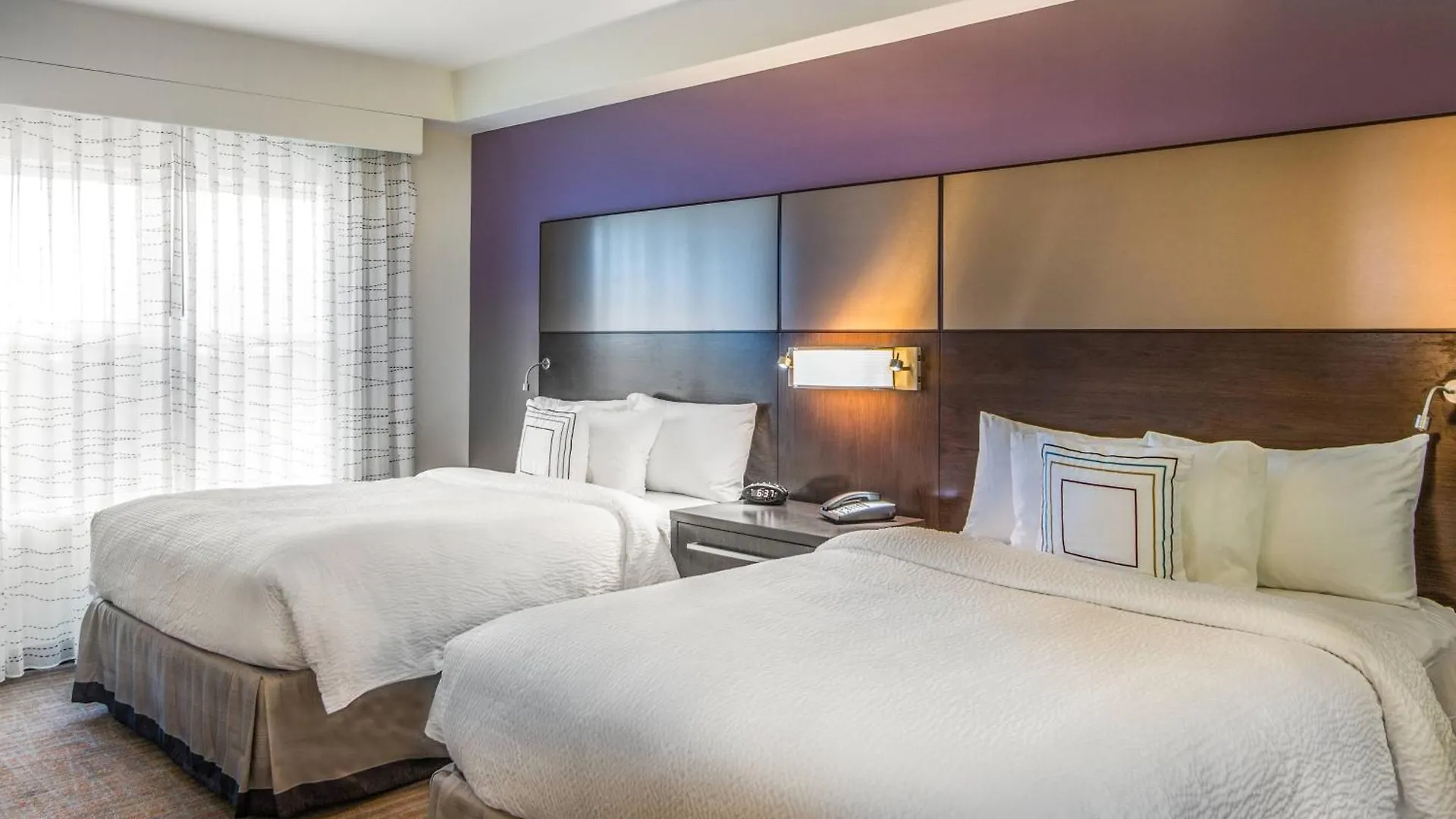 By Marriott Airport Hotel