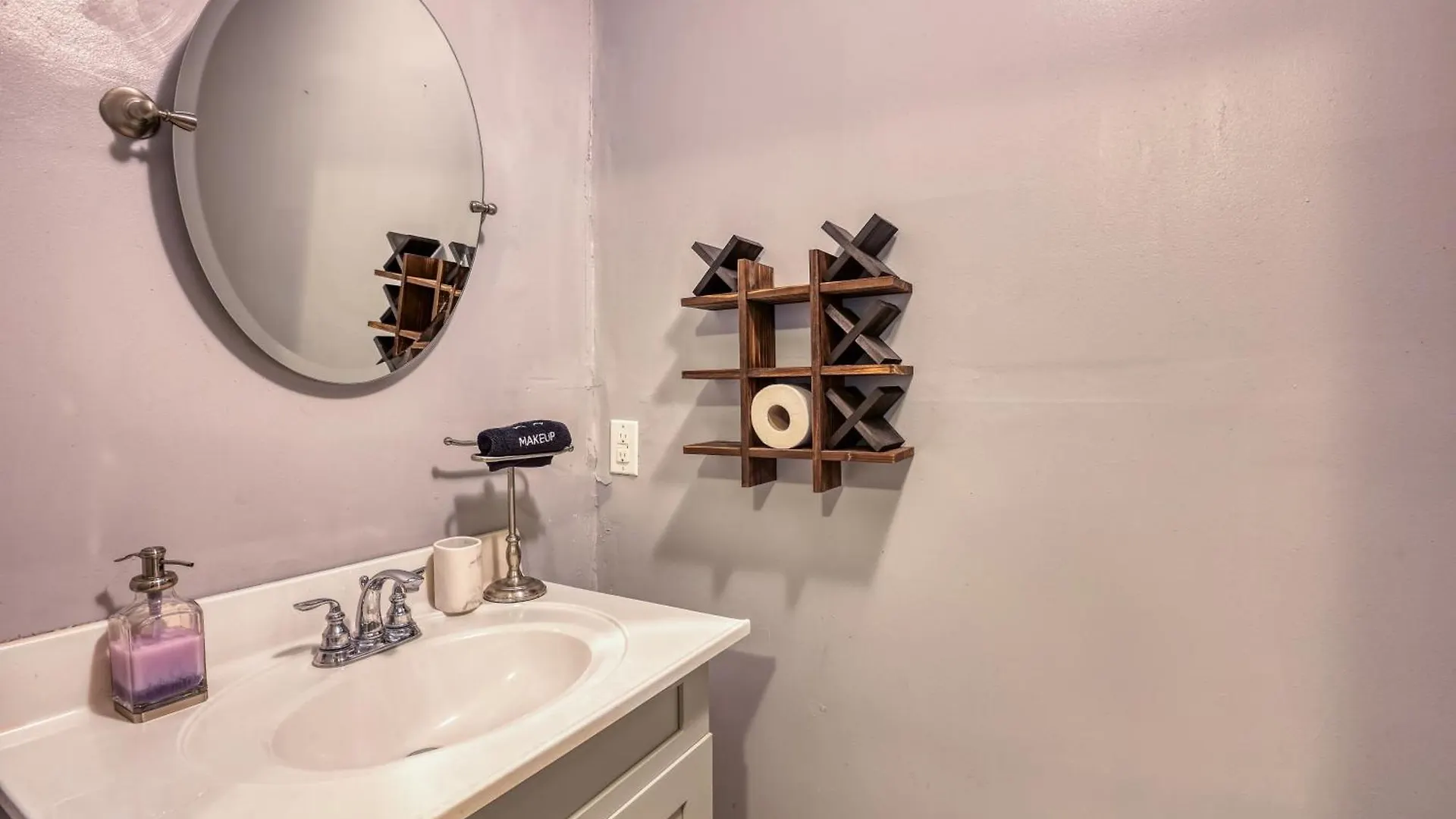 Holiday home 5 Mins To Forsyth - Downtown - Sleeps 10 - Starland Savannah