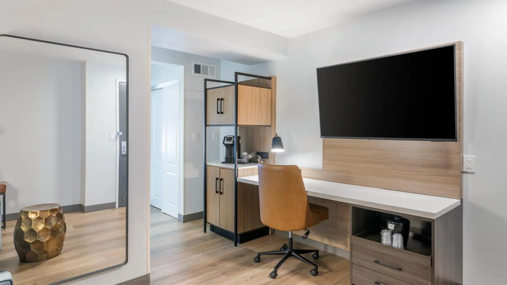 Country & By Radisson, Airport, Ga Hotel 3*