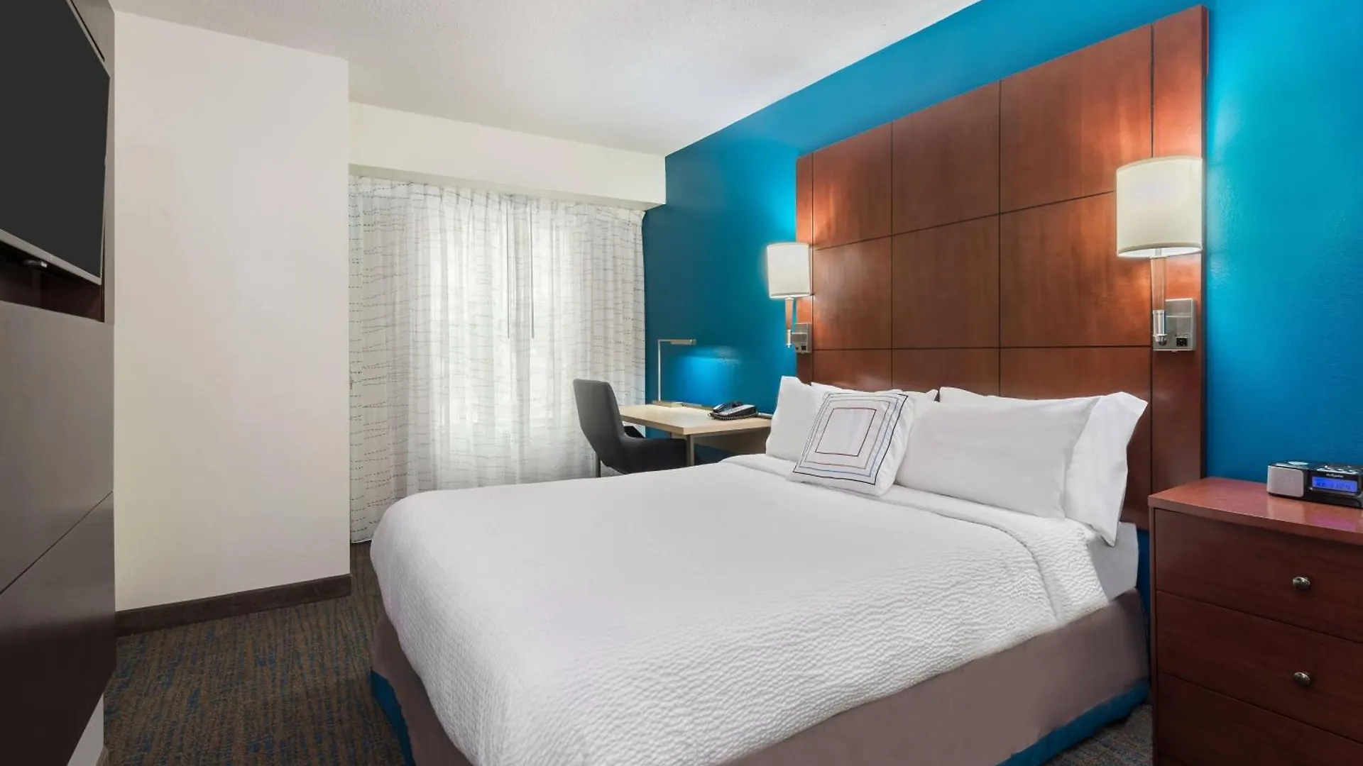 Midtown Hotel