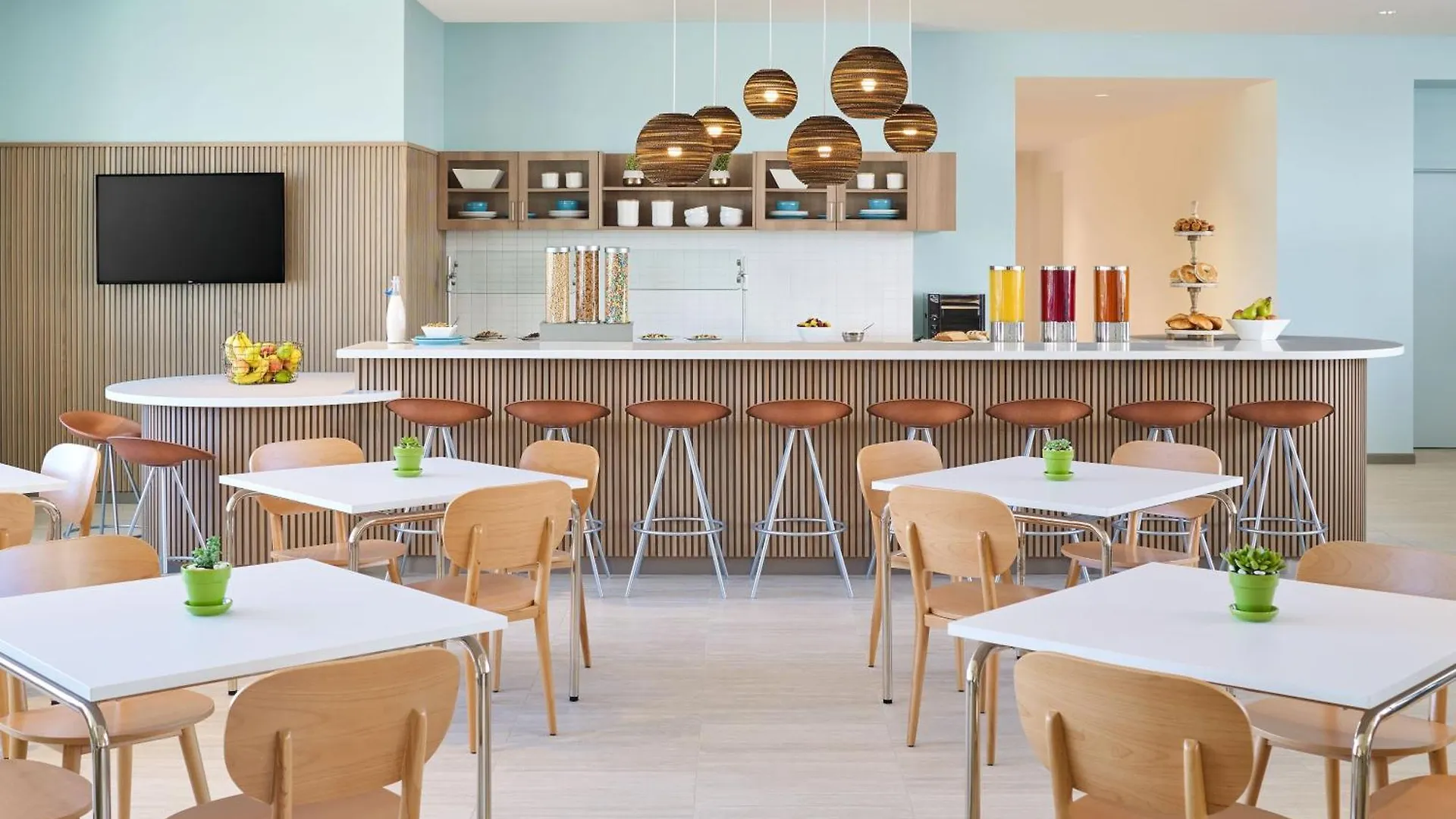 Element Midtown