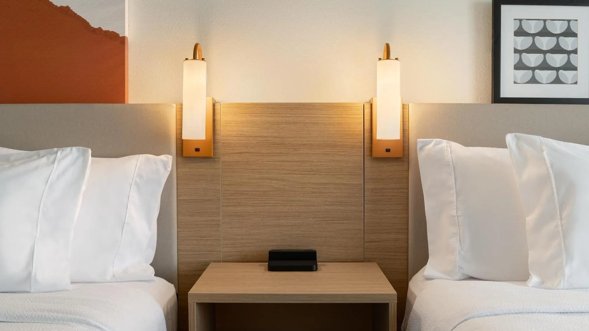 Spark By Hilton Savannah South I-95 מלון