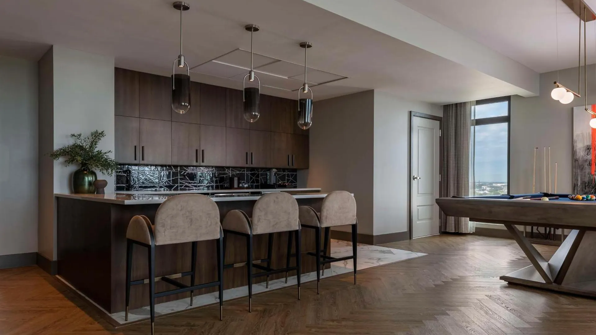 Thompson Savannah, By Hyatt 4*