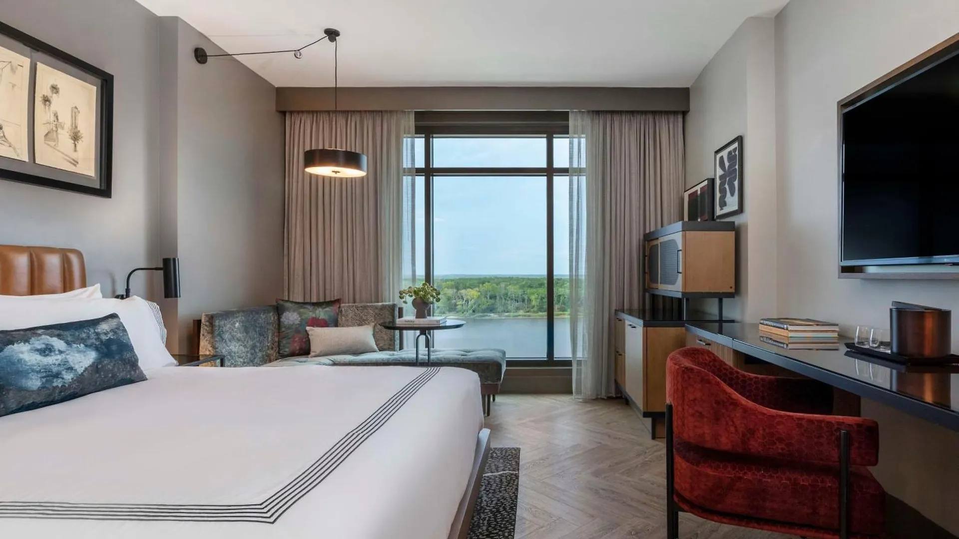 Hotel Thompson Savannah, By Hyatt Savannah